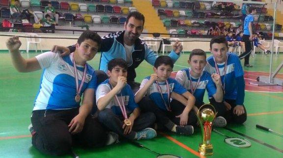 Dursunbey İmam-Hatip Ortaokulu Badminton Balıkesir Şampiyonu Oldu