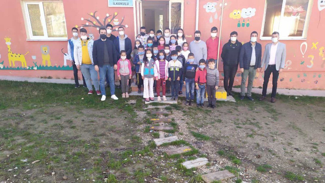 Dursunbey Mesleki ve Teknik Anadolu Lisesi Kardeş Okulu Mıcırlar İlkokulu'nu Ziyaret Etti
