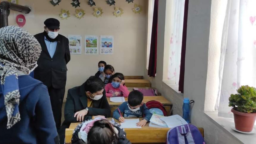 Kaymakamımız Süleler İlkokulu'nu Ziyaret Etti