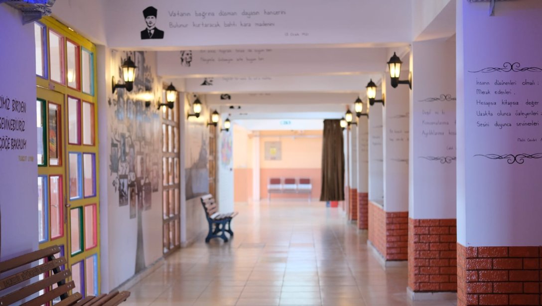 Mustafa Korkmaz Anadolu Lisesi Edebiyat Sokağı Açılışı